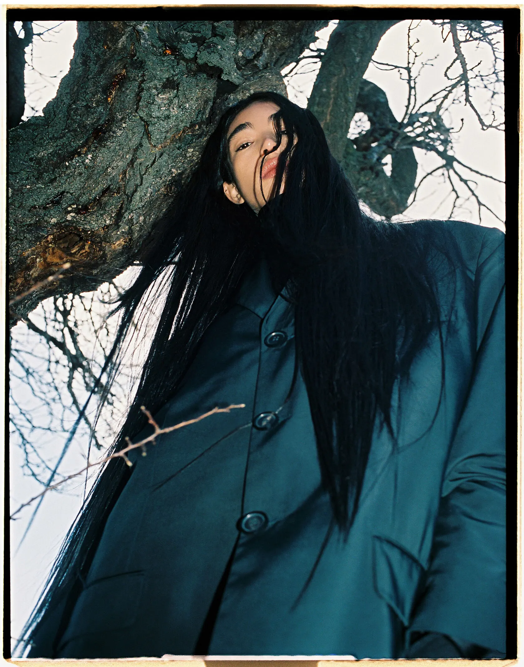 Schön! story photographed by Yulia Plakhotnikova, makeup and hair by Anastasiia Babii
