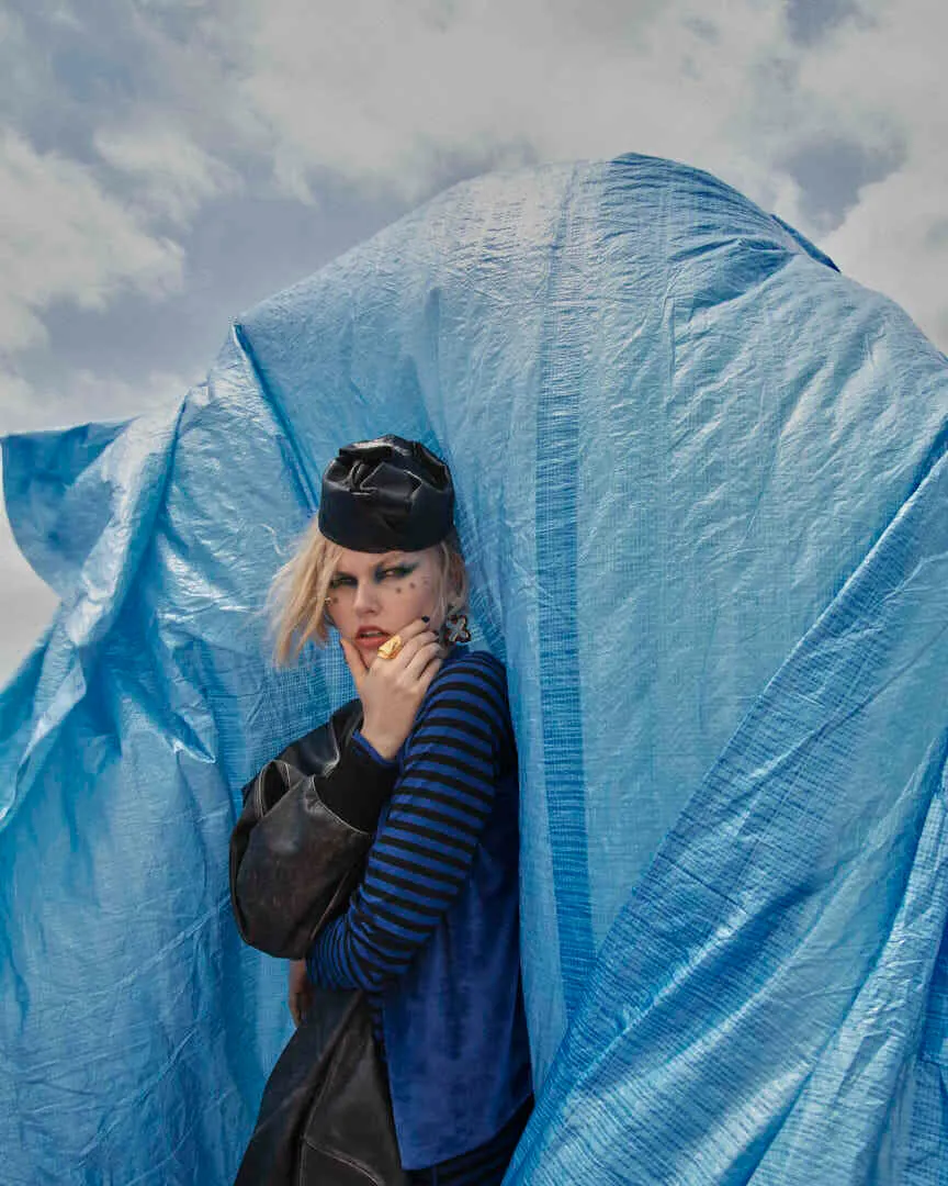 Wonderland China beauty story photographed by Julio Barcena, makeup and hair by Anastasiia Babii