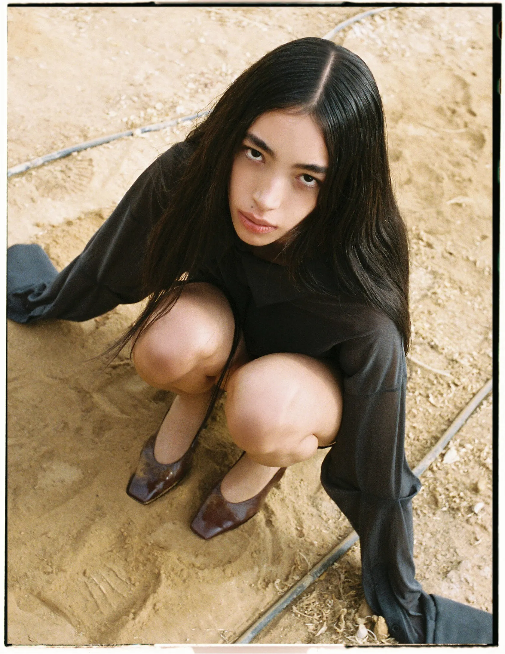 Schön! story photographed by Yulia Plakhotnikova, makeup and hair by Anastasiia Babii