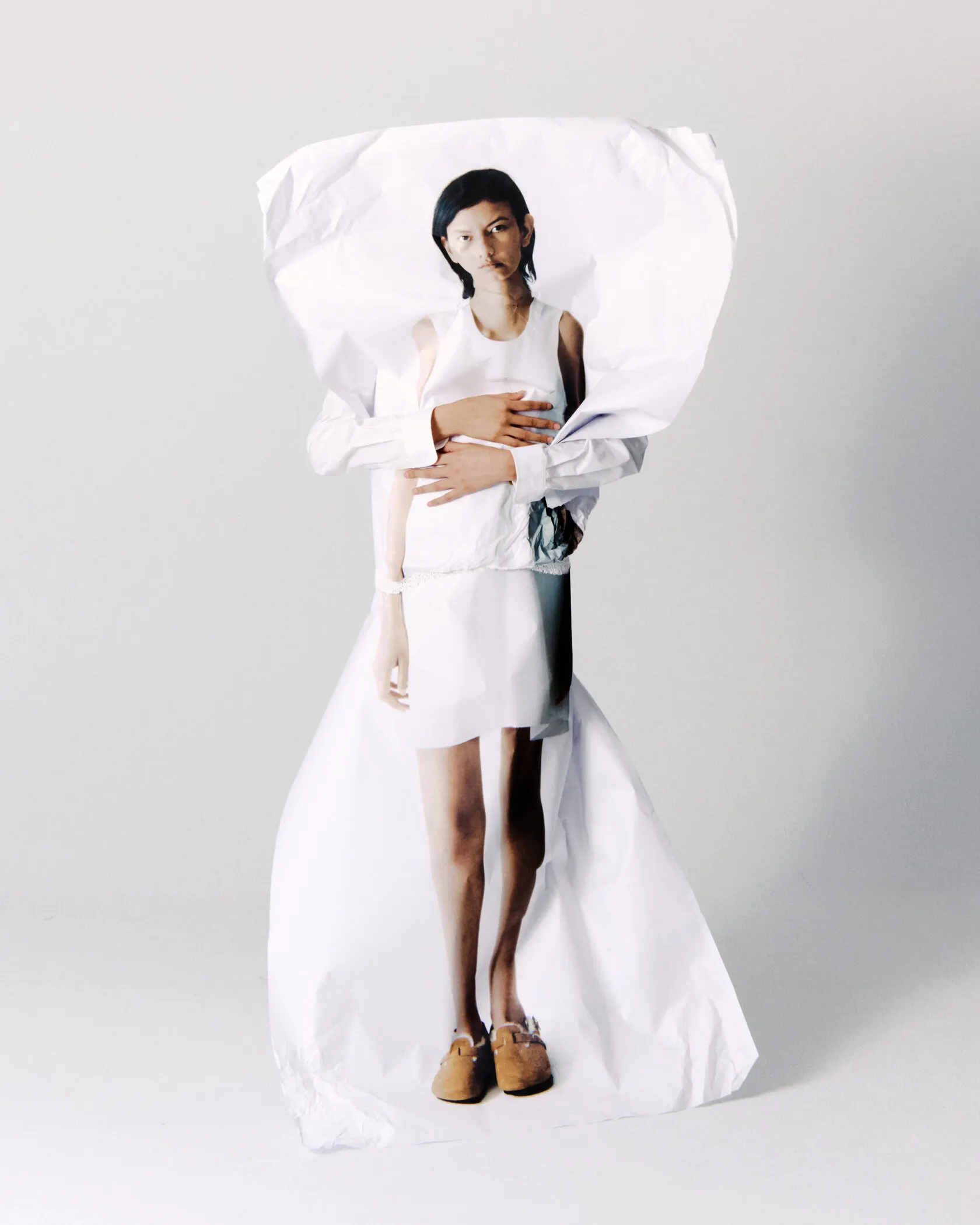 Le Mile story photographed by Victor Jacquez, makeup and hair by Anastasiia Babii